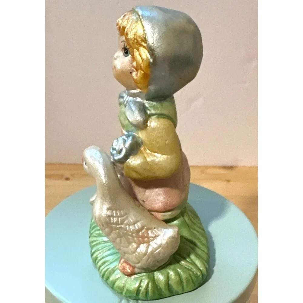 Vtg Kitsch Country Girl Porcelain Figurine Goose Baby Chick Cottagecore Folksy - Picture 4 of 7